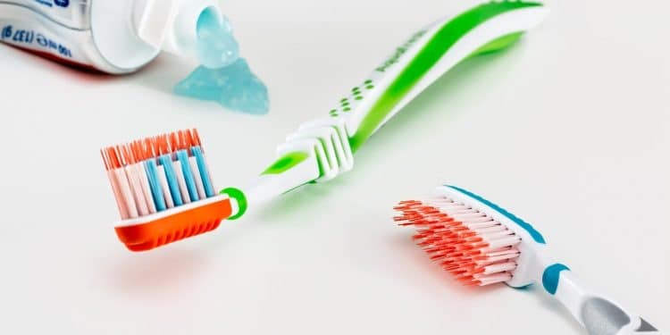Brosse à dents électrique : les avantages